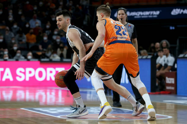 的赛场上 的赛场上