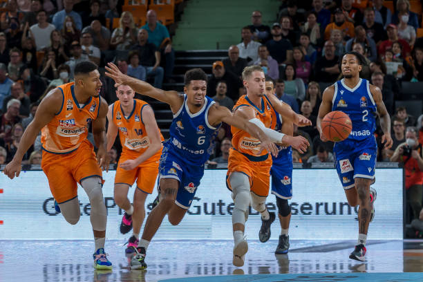 1大胜皇马 1大胜皇马