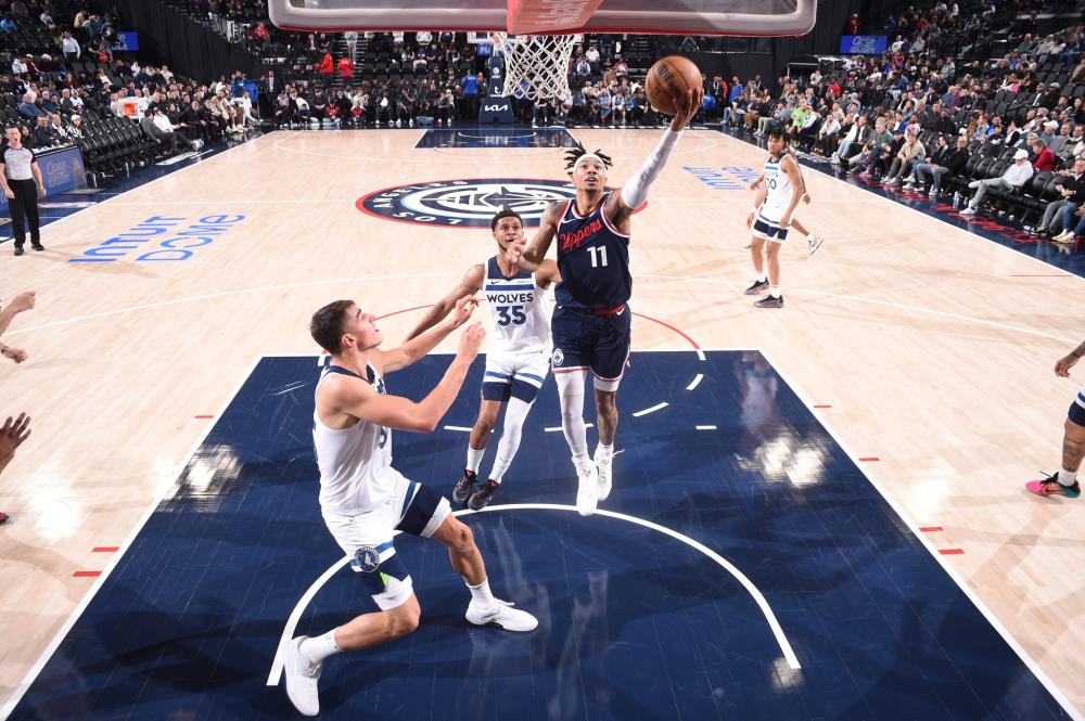 疑是一个沉 疑是一个沉